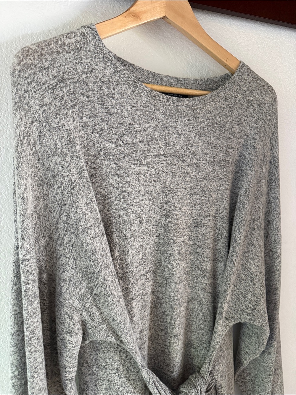 Topshop Gray Tie-Waist Super Soft Long Sleeve Sweatshirt Sweater Dress, Size 12 - Picture 7 of 13